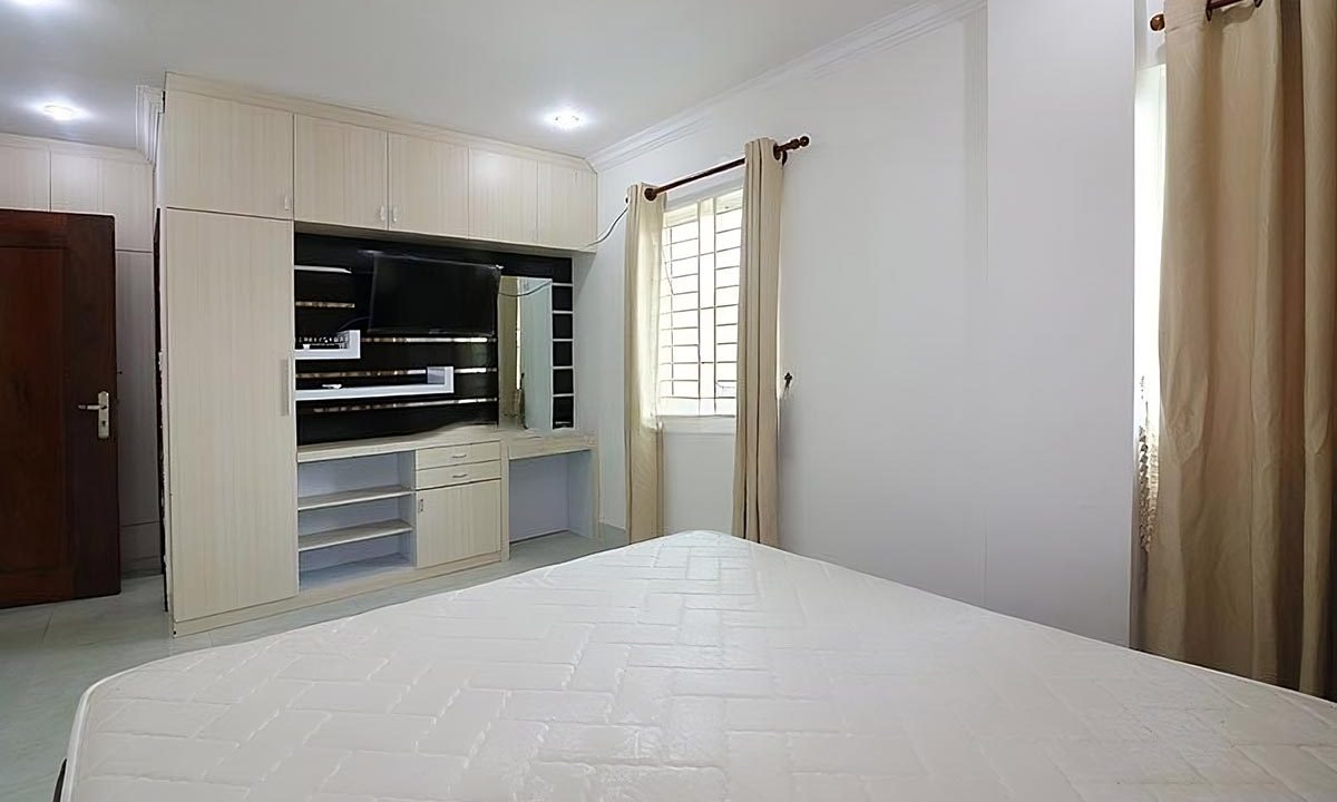 137037-affordable-fully-furnished-2-bedrooms-with-lift-for-rent-in-doun-penh-area-1615716823-11215433-h-transformed_copy-transformed